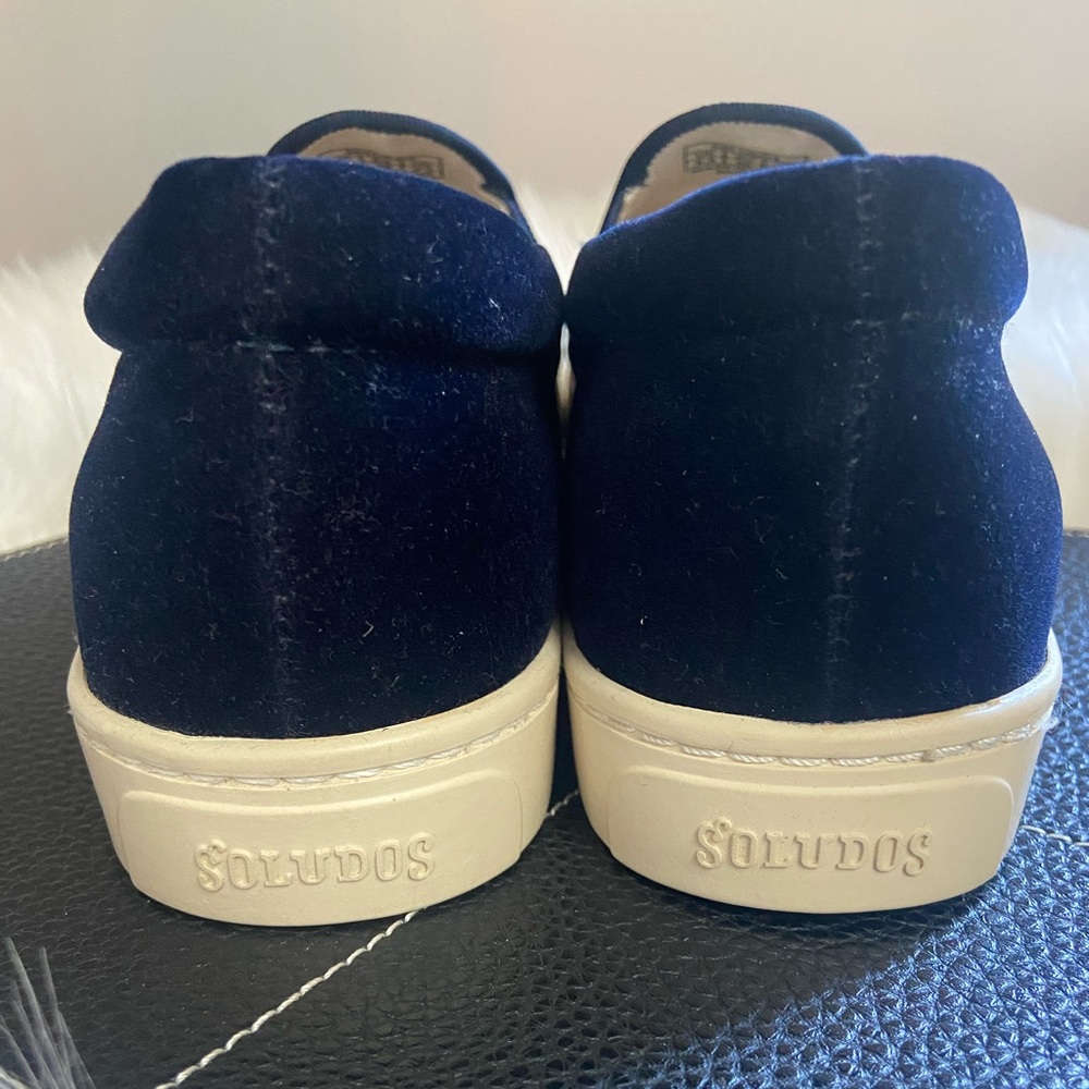 Soludos Sz 9.5 Navy Slip-On Shoes with Llama Embroidery - Picture 5 of 7